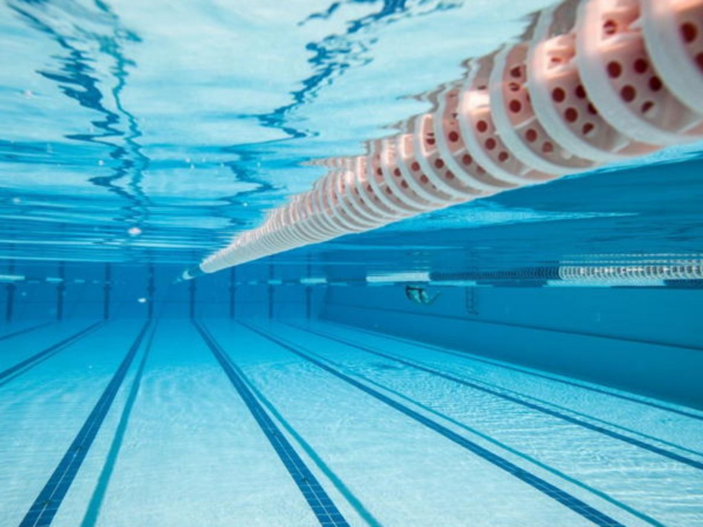 Le bonnet de bain, bientôt obligatoire dans toutes les piscines